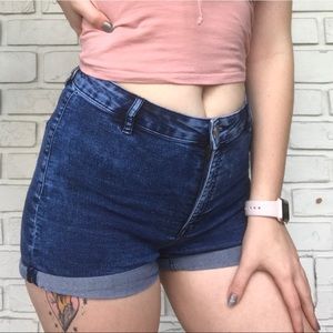 HIGH WAIST SHORTS